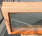 Te koop nieuw hardhouten kozijn met dubbel glas., Raamkozijn, Nieuw, Minder dan 75 cm, Inclusief glas
