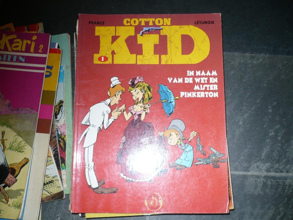 5 strips cotton kid scarlet dream harry chase norbert  kari, Boeken, Stripboeken, Meerdere stripboeken, Ophalen of Verzenden, Gelezen