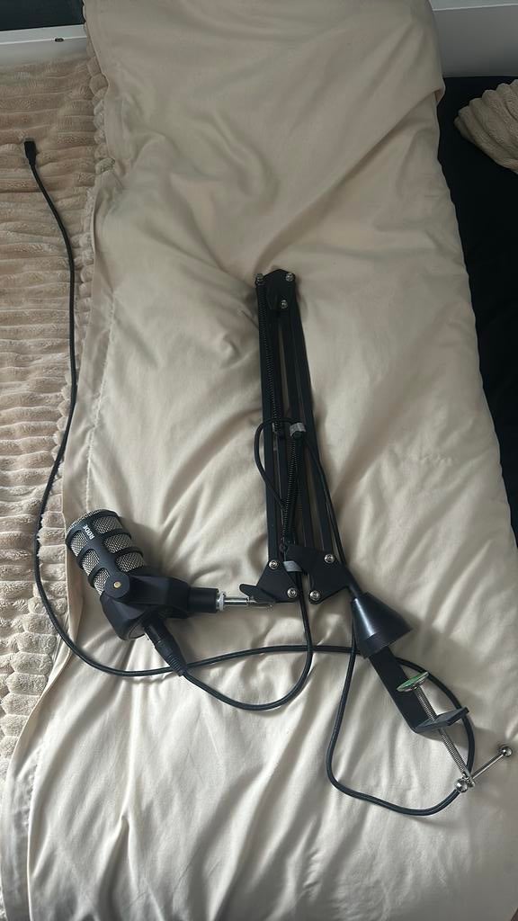 Rode podmic met statief, Ophalen of Verzenden, Zo goed als nieuw