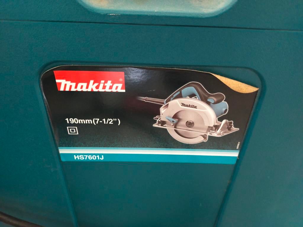 Makita HS7601J - Cirkelzaag in Mbox, Makita, Ophalen of Verzenden, Zo goed als nieuw, Makita