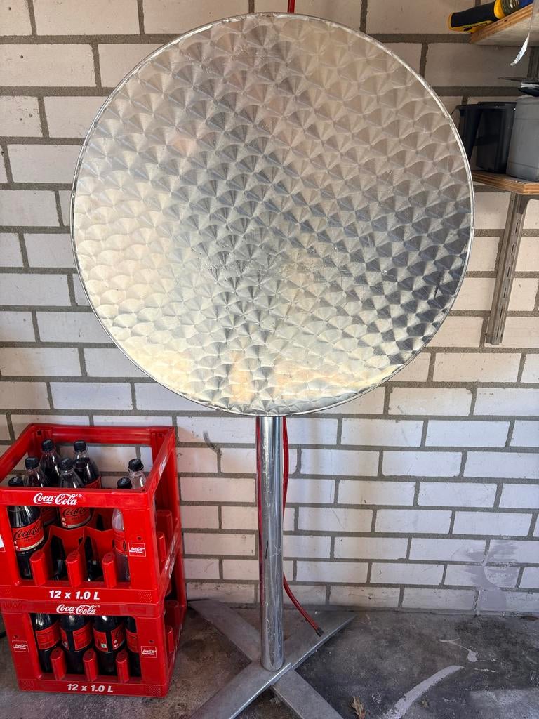 Statafel, ideaal voor feestjes of als bijzettafel, Ophalen, Gebruikt