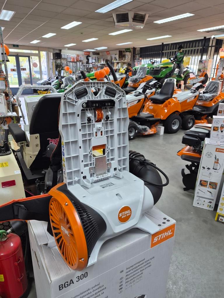 Stihl bga 300, Tuin en Terras, Bladblazers, Ophalen, Stihl, Accu, Ruggedragen