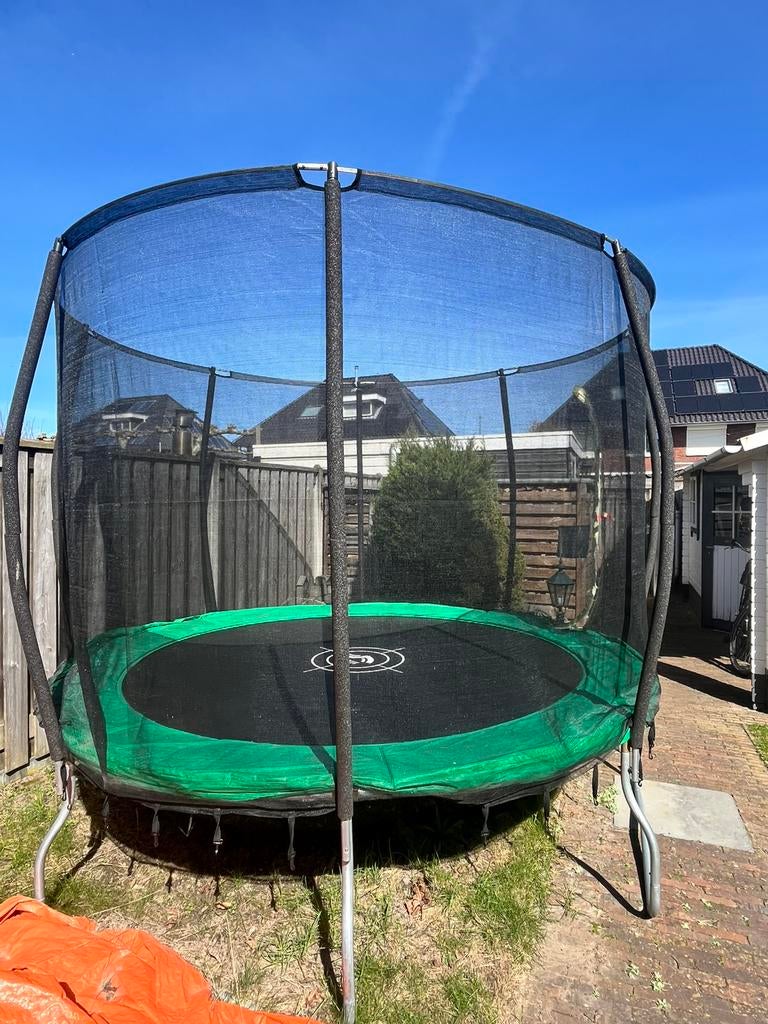 Trampoline 305, Ophalen, Gebruikt