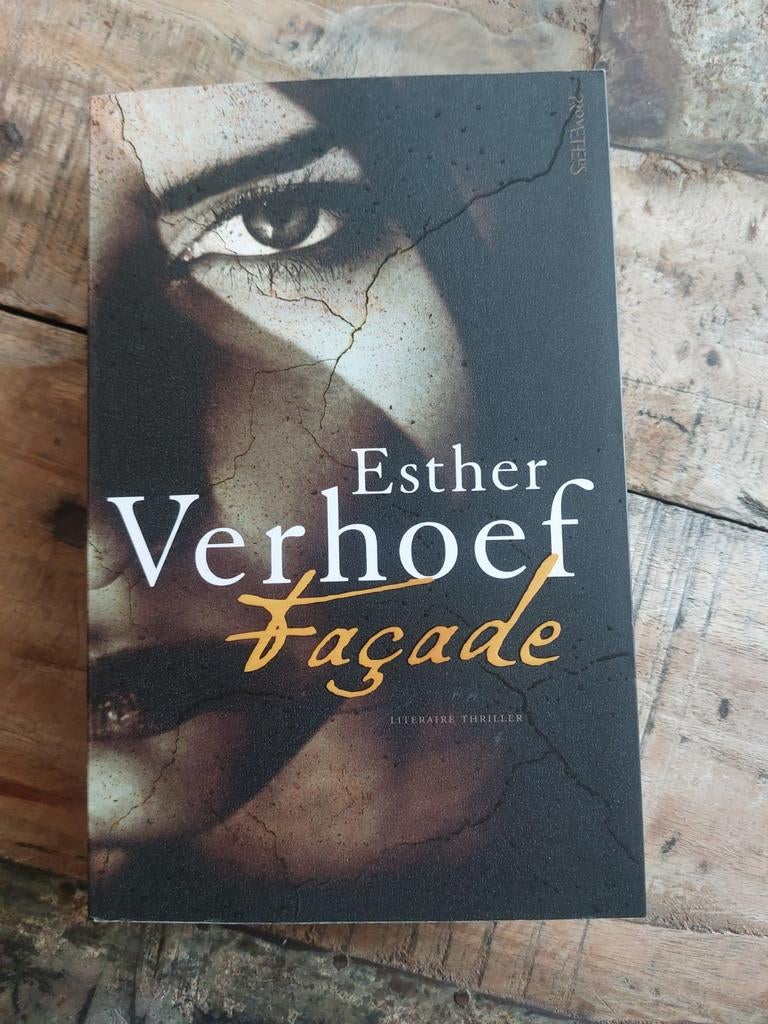Façade Esther Verhoef, Ophalen of Verzenden, Zo goed als nieuw