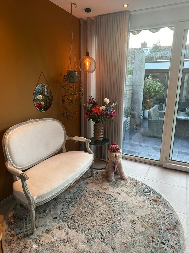 Antiek bankje loveseat, Ophalen, Gebruikt