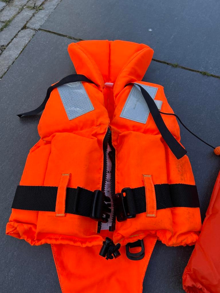 Reddingsvest voor kind. En reddingsvest maat L, Watersport en Boten, Ophalen, Gebruikt, Kind, Reddingsvest of Zwemvest