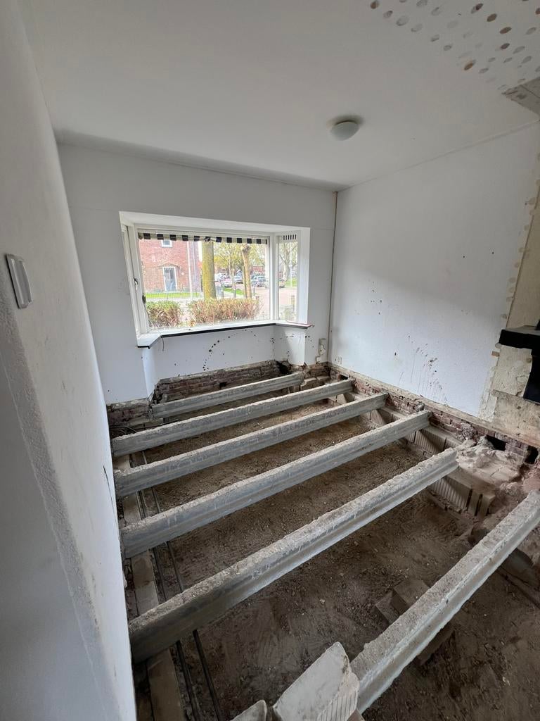 Betonnen balken, Tuin en Terras, Palen, Balken en Planken, Ophalen, Zo goed als nieuw, 250 cm of meer, Balken