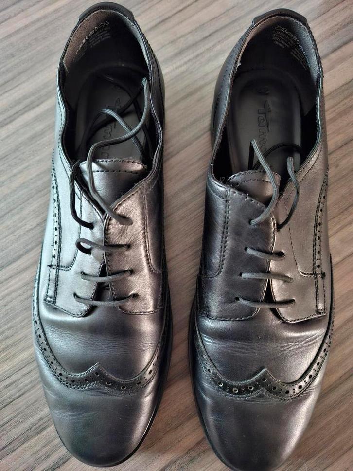 Tamaris Zwarte gave veterschoenen Maat 42, Kleding | Dames, Schoenen, Nieuw, Schoenen met lage hakken, Zwart, Ophalen of Verzenden