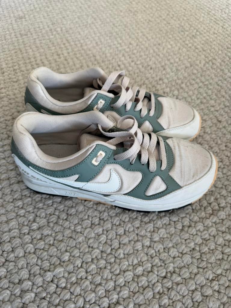 Nike Air Span 2 Sneakers - Maat 39 - Zo goed als nieuw, Ophalen, Zo goed als nieuw, Sneakers of Gympen