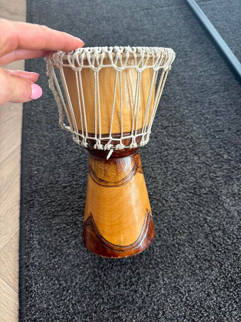 Handgemaakte trommel, Muziek en Instrumenten, Drumstellen en Slagwerk, Ophalen of Verzenden, Gebruikt, Overige merken