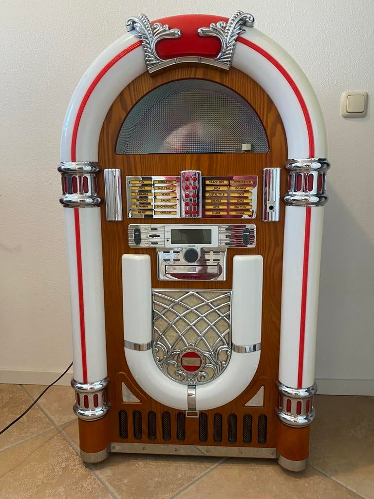 Ricatech RR2100 jukebox, Verzamelen, Automaten | Jukeboxen, Zo goed als nieuw, Overige merken, 1970 tot heden, Ophalen