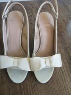 Manfield x Annic sandalen met strik, maat 38, Ophalen, Wit, Sandalen of Muiltjes