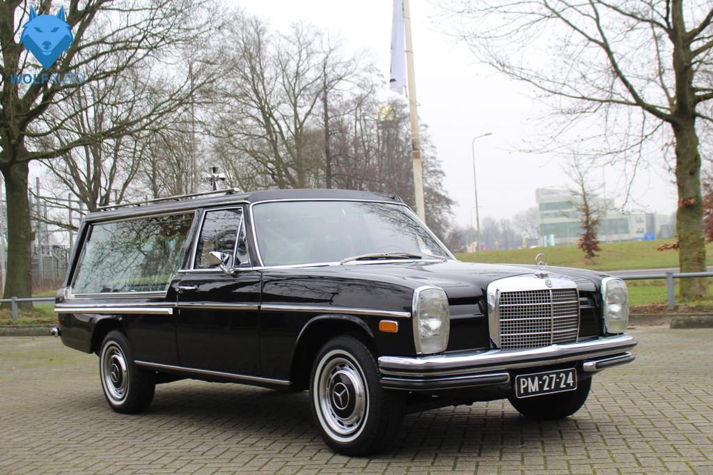 Mercedes-Benz 200-serie 240D Hearse Pilato Rouwauto TOP COND, Zwart, Overige carrosserieën, Zwart, Mercedes-Benz