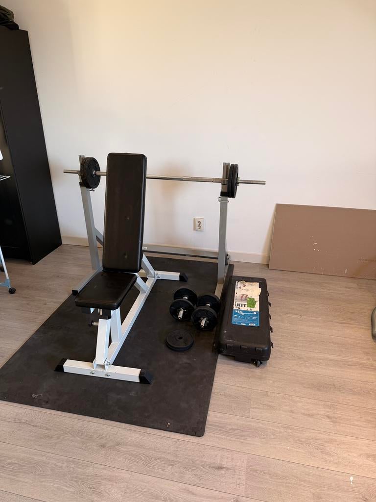 Gewichten set - verstelbare halterbank - gymset - incl mat, Ophalen, Zo goed als nieuw, Fitnessbank
