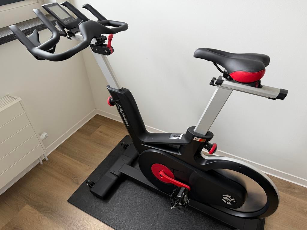 Life fitness IC5 indoor cycle by ICG, Ophalen, Overige typen, Zo goed als nieuw, Metaal