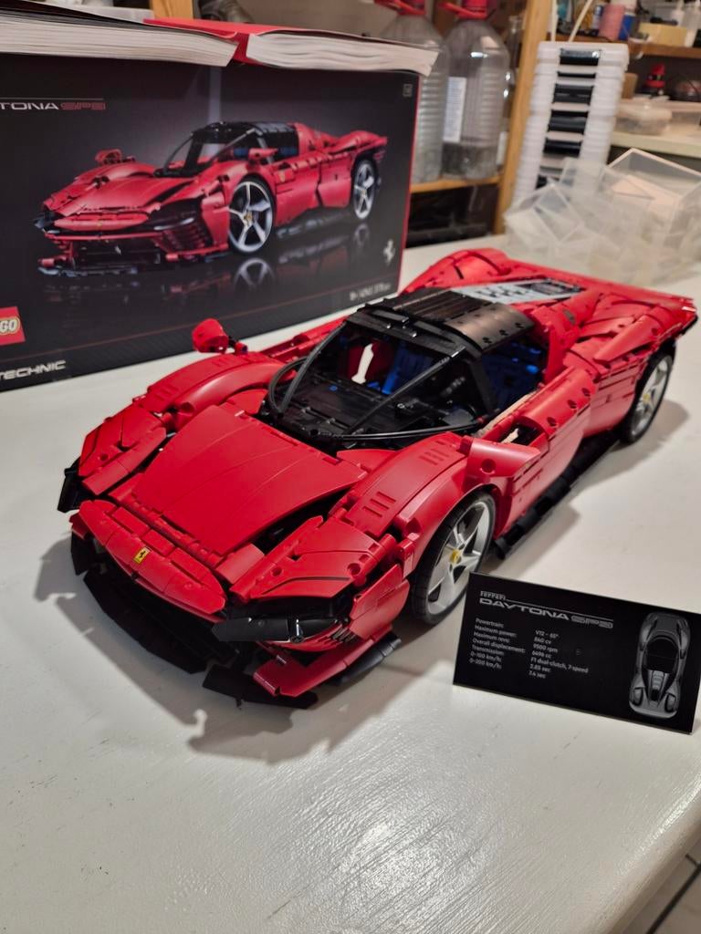 Lego Technic Ferrari Daytona SP3 42143, Ophalen of Verzenden, Zo goed als nieuw, Complete set, Lego