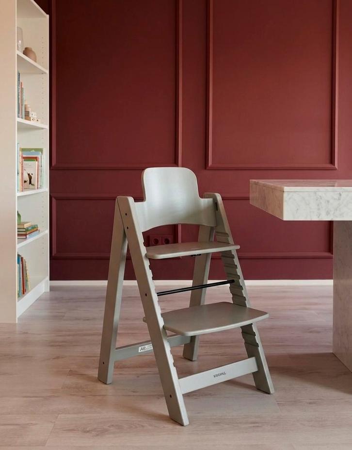 Kidsmill Up Meegroeistoel - Grijs, Kinderen en Baby's, Kinderstoelen, Gebruikt, Meegroeistoel, Aanschuifbaar, Ophalen