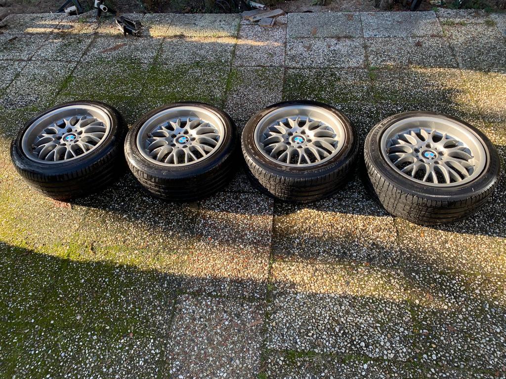 Rondell velgen 17 inch, Ophalen, Gebruikt