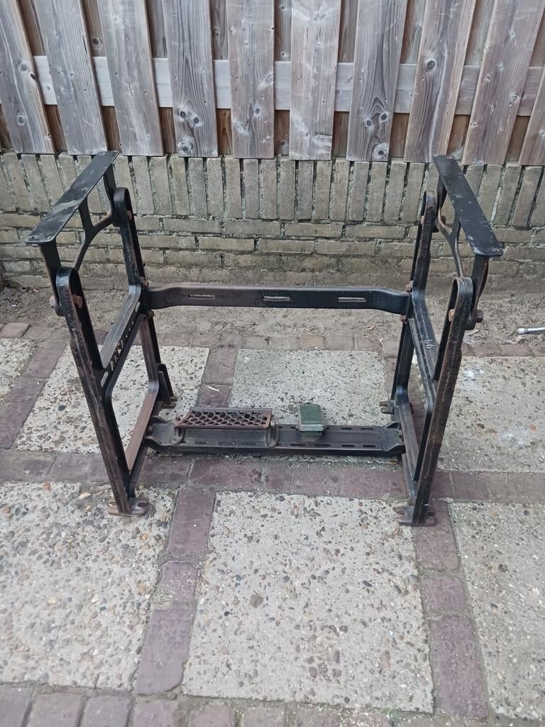 Onderstel industrieel tafel ,, zwaar, Ophalen of Verzenden, Rechthoekig, 50 tot 100 cm
