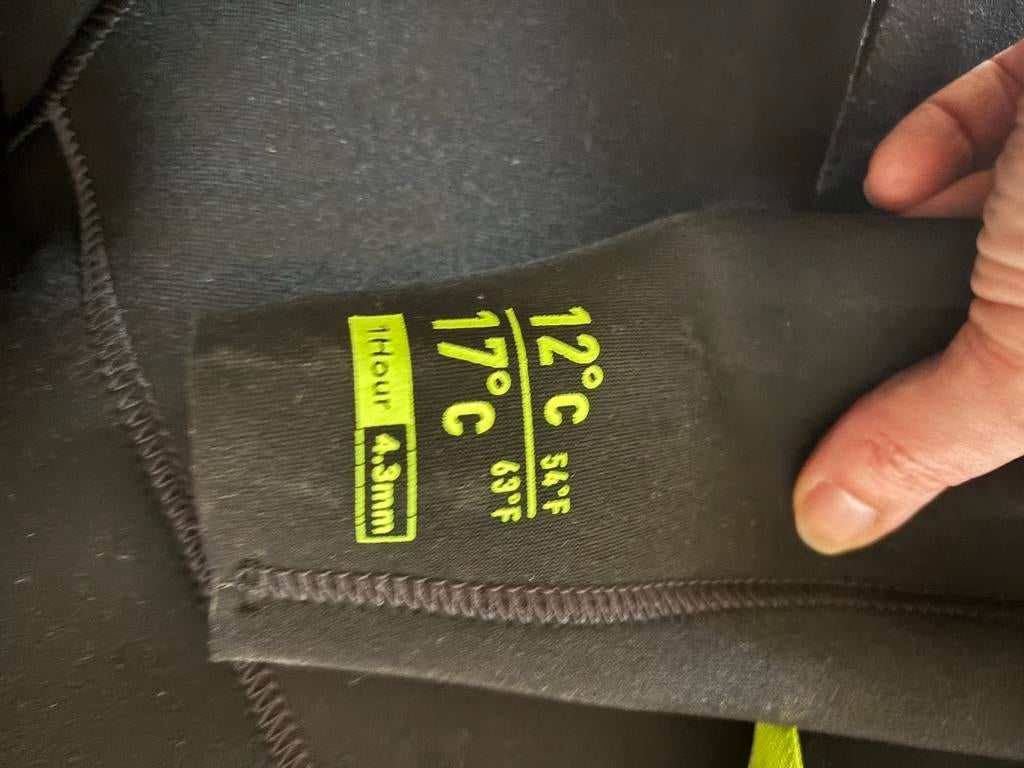 Decathlon Olaian 100 wetsuit 4.3mm maat S, Watersport en Boten, Golfsurfen, Ophalen, Gebruikt, Overige typen