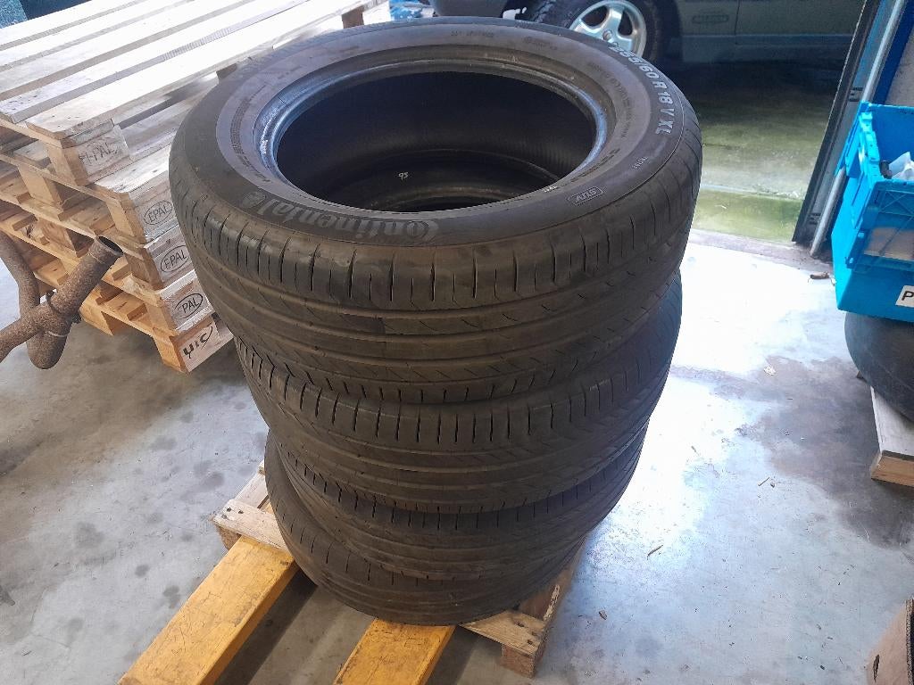 255/60R18 Continental Banden 255/60/18  BS95, Auto diversen, Velgenbomen, Gebruikt, Ophalen of Verzenden, A, A