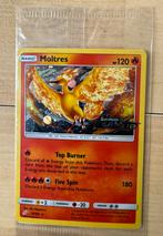 Pokemon Kaart Moltres 19/181Team Up Stamped promo Sealed., Hobby en Vrije tijd, Verzamelkaartspellen | Pokémon, Ophalen of Verzenden