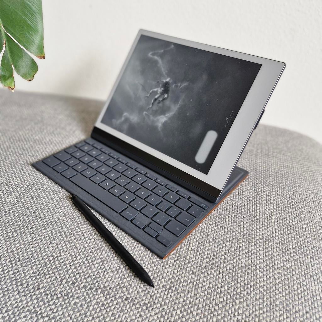 Remarkable 2 met Type folio extra tips, Computers en Software, Bescherming voor- en achterkant, Zo goed als nieuw, Remarkable