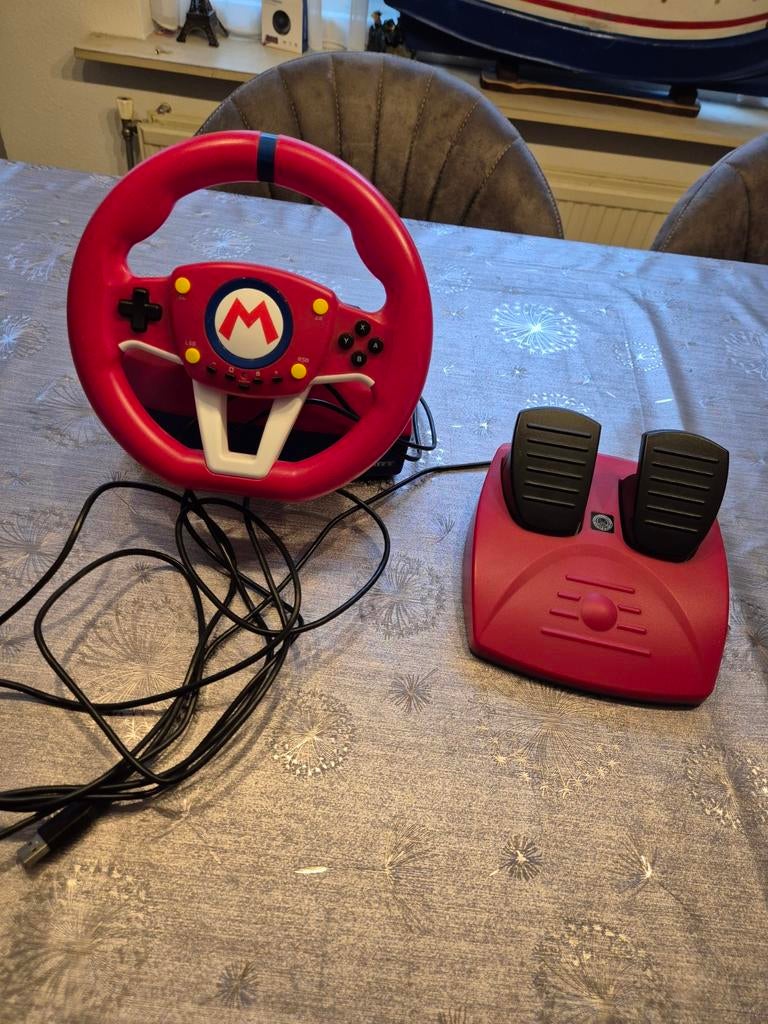Mario Kart Stuur met Pedalen voor Nintendo switch, Ophalen of Verzenden, Zo goed als nieuw