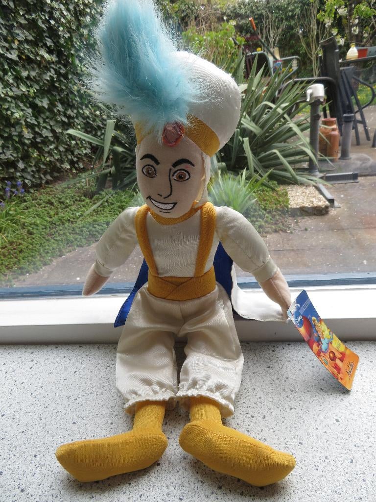 Disney Aladdin pop acht materiaal meet ca 42 cm, Disney, Disney, Overige typen, Ophalen of Verzenden