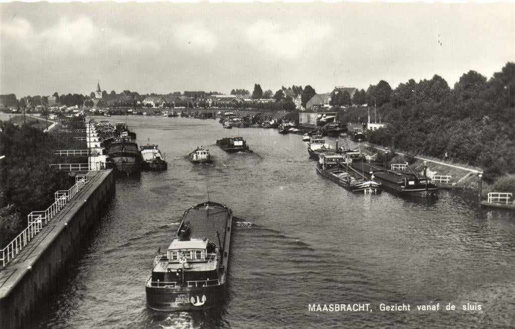 Maasbracht, Gezicht vanaf de sluis - ongelopen, Ophalen of Verzenden, Voor 1920, Ongelopen, Noord-Brabant