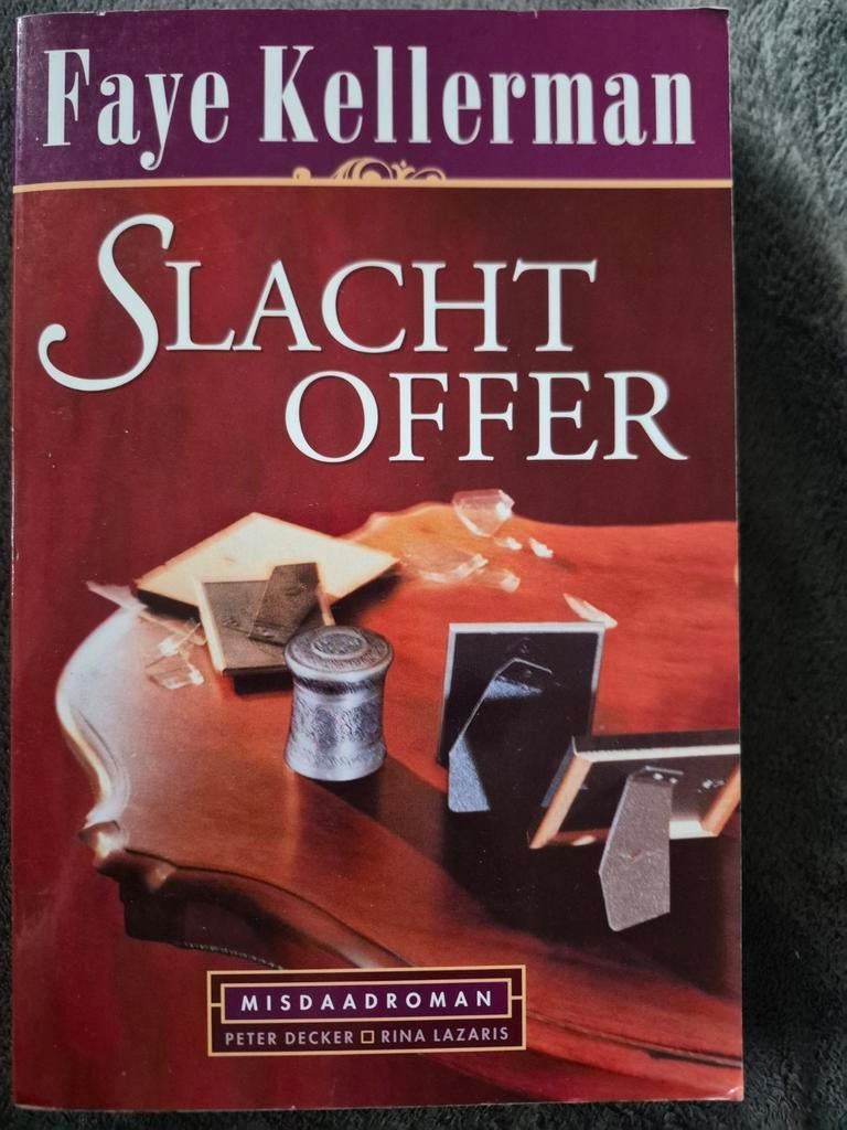 Slachtoffer - Faye Kellerman (Misdaadroman), Boeken, Ophalen of Verzenden, Gelezen, Faye Kellerman