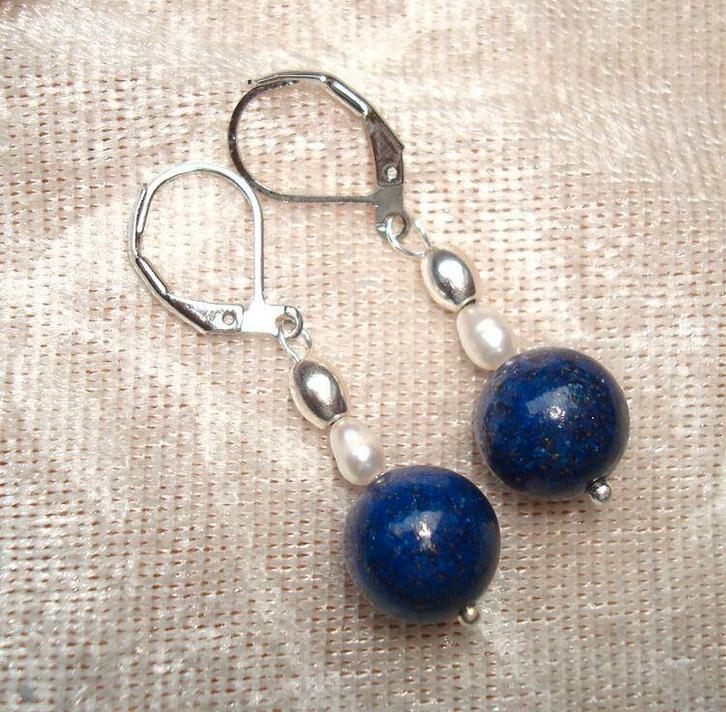 Oorbellen van lapis lazuli en pareltjes, Sieraden, Tassen en Uiterlijk, Oorbellen, Nieuw, Hangers, Overige materialen, Blauw, Met edelsteen