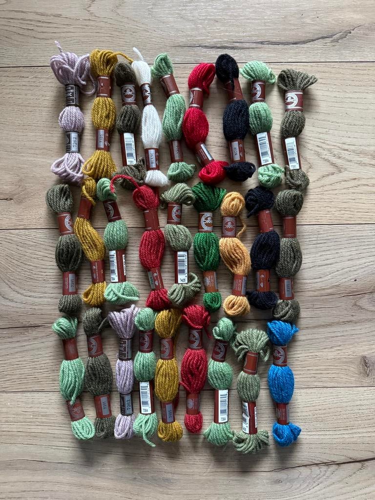 DMC borduurwol 27 st nieuw, Ophalen of Verzenden, Nieuw, Handborduren, Borduurgaren of Zijde