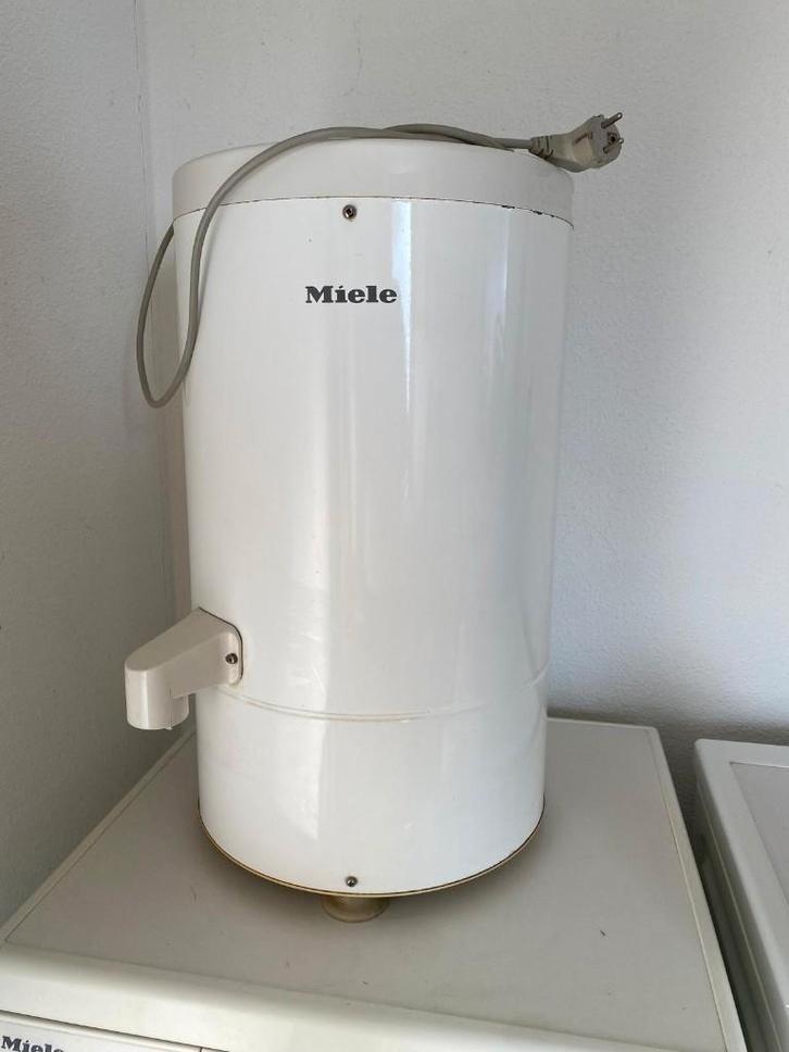 Miele centrifuge Type WZ268 3kg, Witgoed en Apparatuur, Overige Witgoed en Apparatuur, Gebruikt, Ophalen