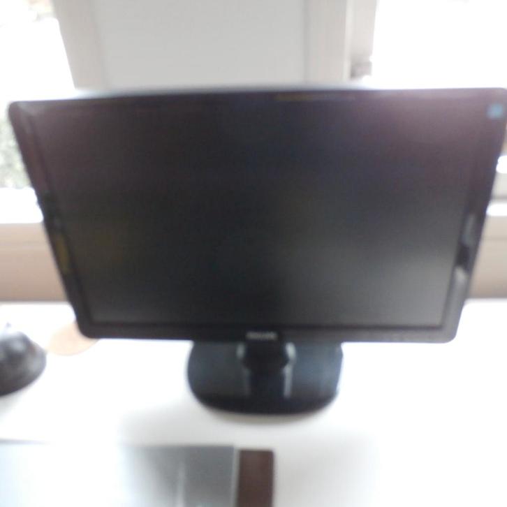 Philips 220 cw monitor - 22 inch / 55 cm - Arnhem-Zuid- 17,5, Computers en Software, Monitoren, Gebruikt, 60 Hz of minder, VGA