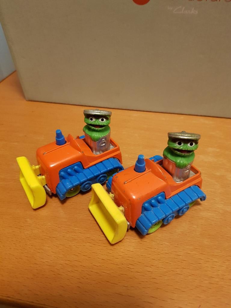 Muppets Oscar the Grouch in bulldozer sesame street, Ophalen of Verzenden, Gebruikt