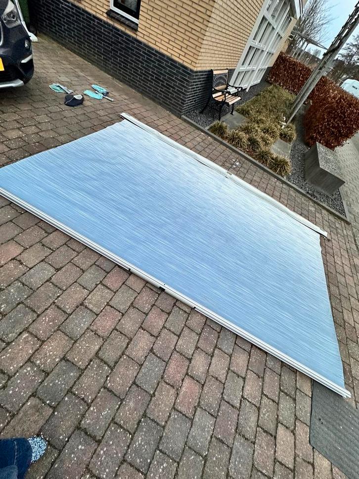 Thule Omnistor 1200 zakluifel 4 meter - met defecten, Caravans en Kamperen, Caravan accessoires, Gebruikt, Ophalen of Verzenden