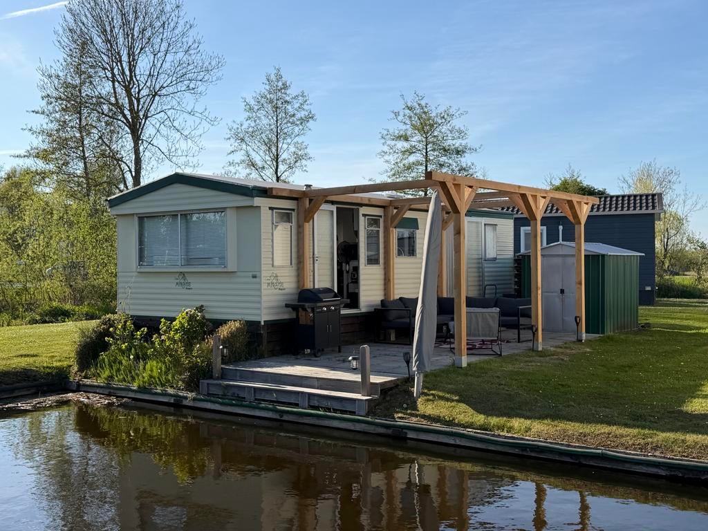 Nette stacaravan in Wannerperveen met ligplaats boot, Tot en met 4