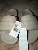 Adidas slippers, Kleding | Heren, Schoenen, Ophalen of Verzenden, Zo goed als nieuw, Zwart