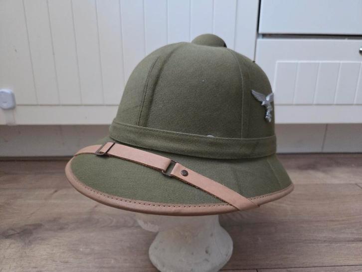 Duitse Tropenhelm Luftwaffe - 1e model groen, Verzamelen, Militaria | Tweede Wereldoorlog, Luchtmacht, Helm of Baret, Duitsland