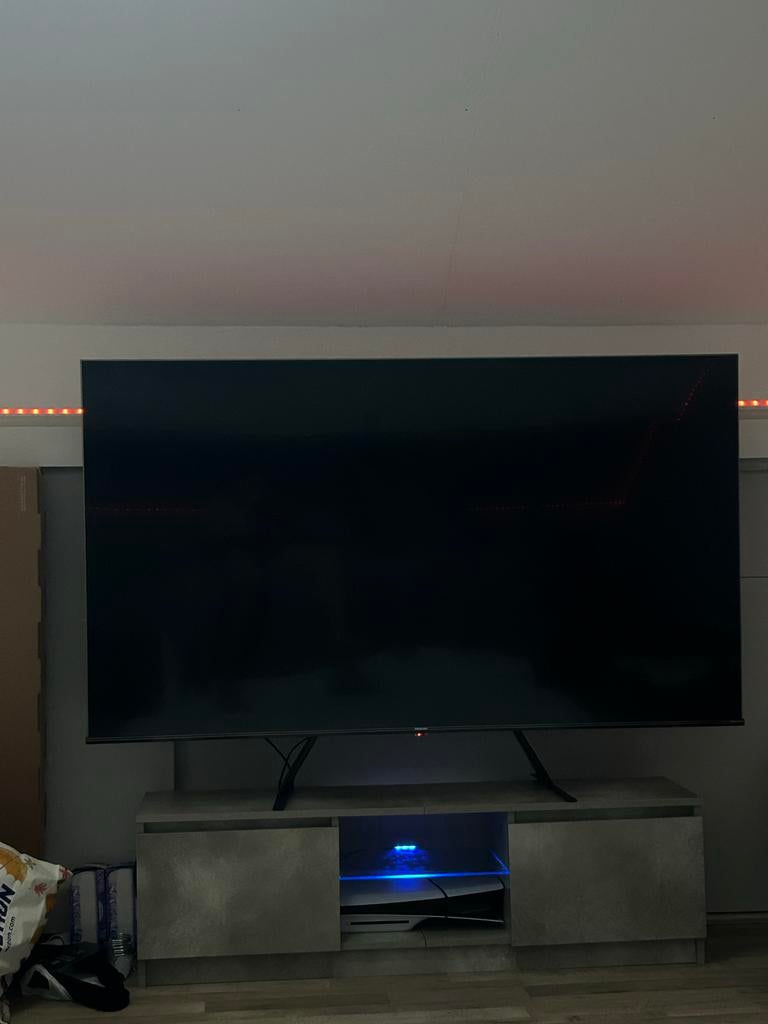 Hisense 65” Smart TV - Ultradun Design, Zo goed als nieuw, Audio, Tv en Foto, Televisies, Overige merken, Ophalen of Verzenden