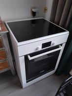 Bosh elektrisch fornuis, Witgoed en Apparatuur, Fornuizen, Ophalen, 60 cm of meer, 4 kookzones, Zo goed als nieuw