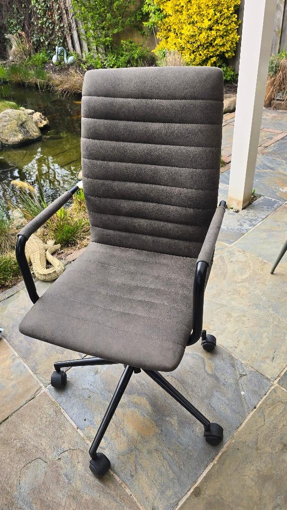 Te koop Bureaustoel, Ophalen, Zo goed als nieuw, Grijs, Bureaustoel