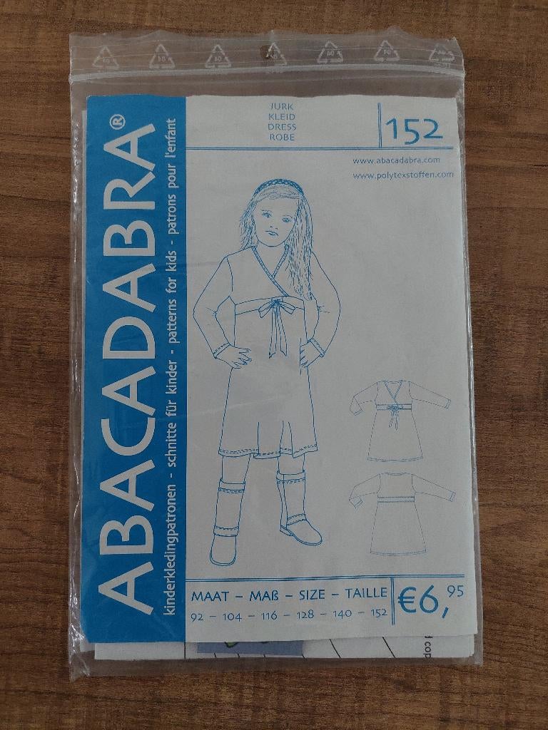 Naaipatroon meisjes overslag jurkje, Hobby en Vrije tijd, Kledingpatronen, Overige merken, Overige typen, Kind, .