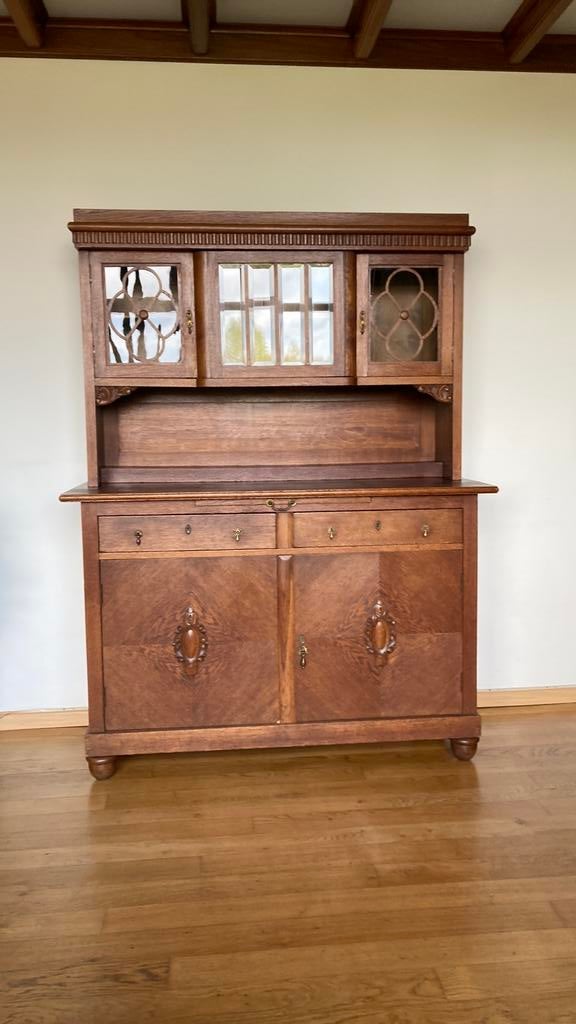 Antieke buffetkast, Ophalen, Zo goed als nieuw