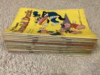 42x Donald Duck Weekblad - Jaargang 1962 - Kan per stuk, Gelezen, Europa, Ophalen of Verzenden, Meerdere comics