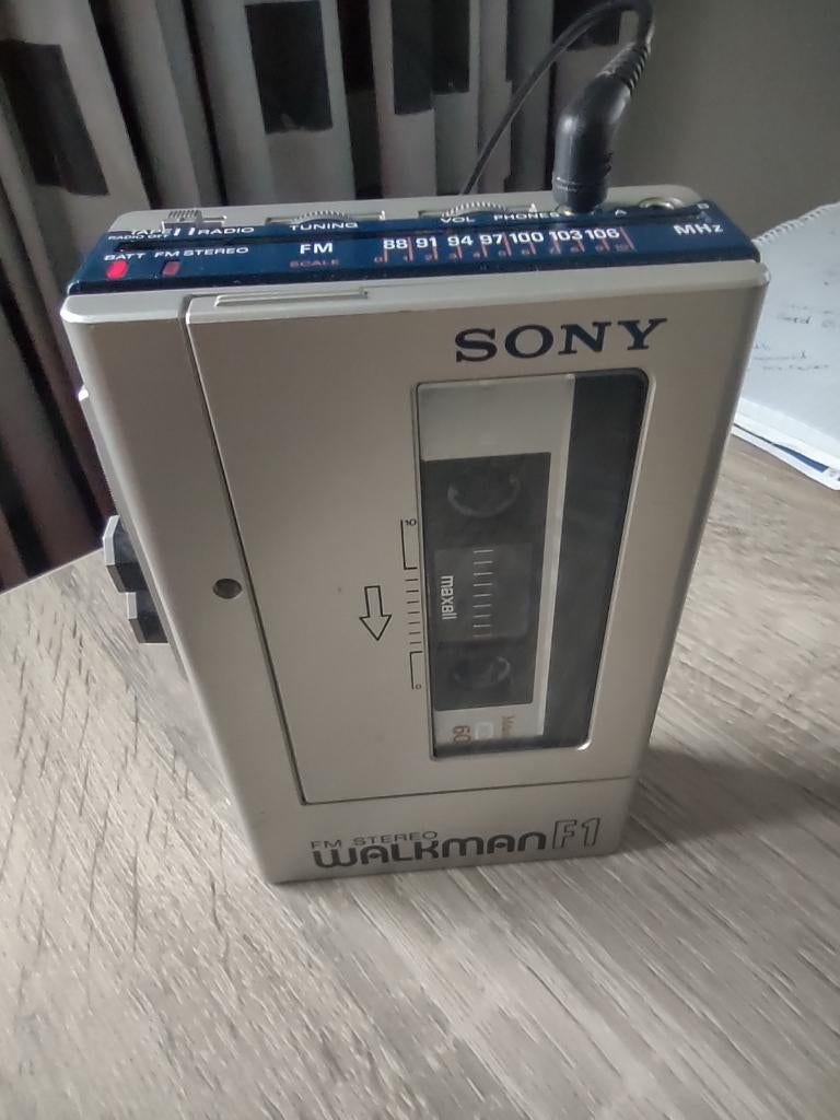 Sony Walkman F1, Audio, Tv en Foto, Walkmans, Discmans en Minidiscspelers, Ophalen of Verzenden, Walkman