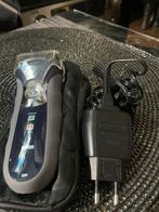 Braun 320 scheerapparaat met opladerBRAND NEW, Ophalen of Verzenden, Nieuw, Scheren en Epileren