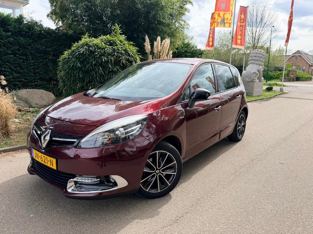 Renault Scénic 1.2 TCE 85KW NAVI/XENON/ STOEL VW/CLIMA/TREKH, Auto's, Renault, Voorwielaandrijving, 4 cilinders, Leder en Stof