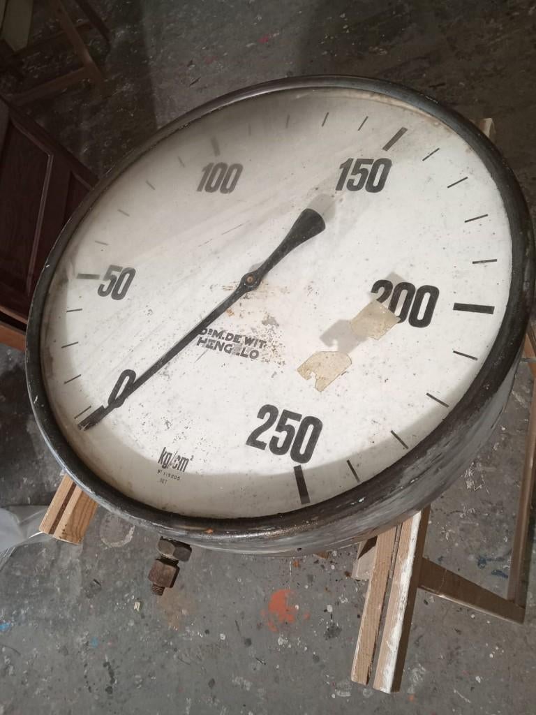 grote drukmeter vintage, Ophalen